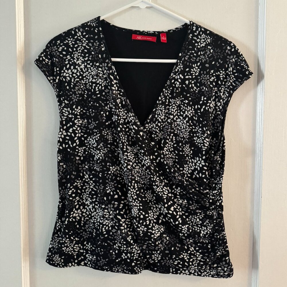 Anne Klein Floral Cropped V-Neck Blouse